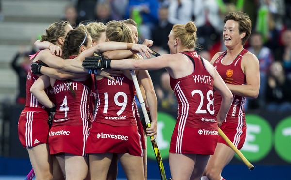 LONDON -  Unibet Eurohockey Championships 2015 in  London. Semi-Final England v Spain . The English women celebrate their goal.   WSP Copyright  KOEN SUYK