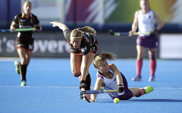 LONDON - Unibet EuroHockey Championships women
15 BEL v SCO (Pool C)
Foto: Alix Gerniers and Nicola Skrastin.
WSP COPYRIGHT FRANK UIJLENBROEK